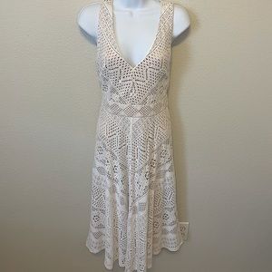 Vince Camuto white lace dress size 4.